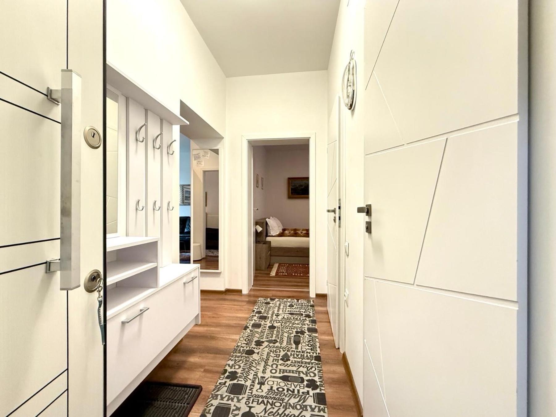 A Lovely 2 Bedroom Apartment In The Heart Of Sofie Exteriér fotografie